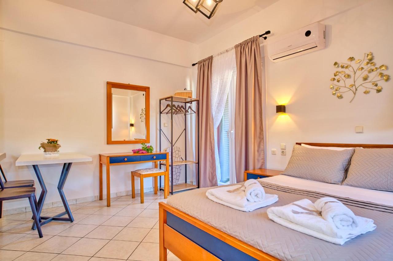 Logas Beach Studios Peroulades  Exterior foto